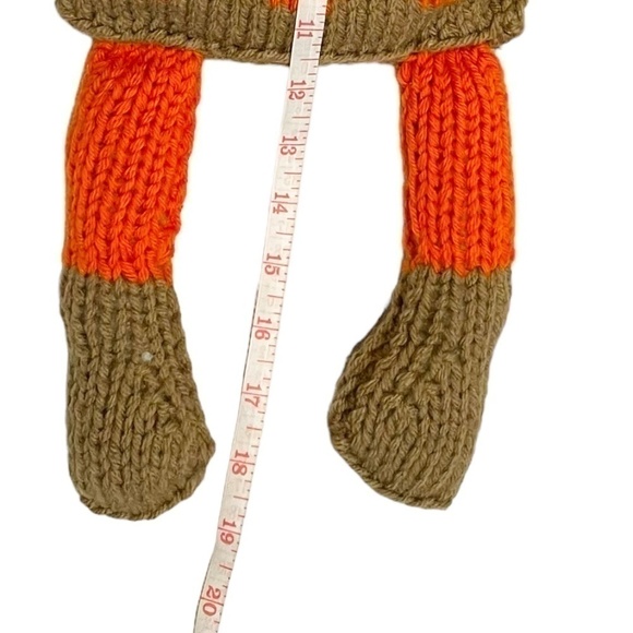 Hand Knitted Artisanal  Monster Stuffy 🧡 - Picture 6 of 6